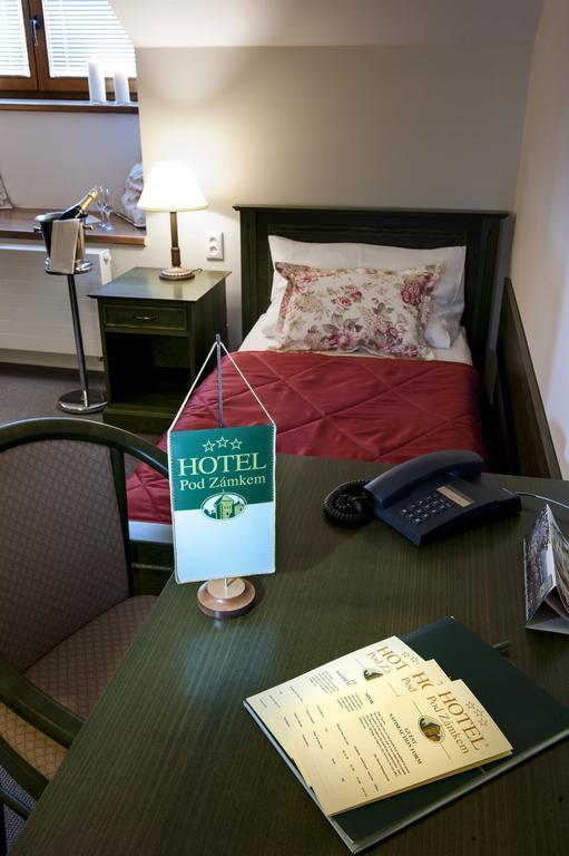 Hotel Pod Zamkem Velké Meziříčí Ruang foto